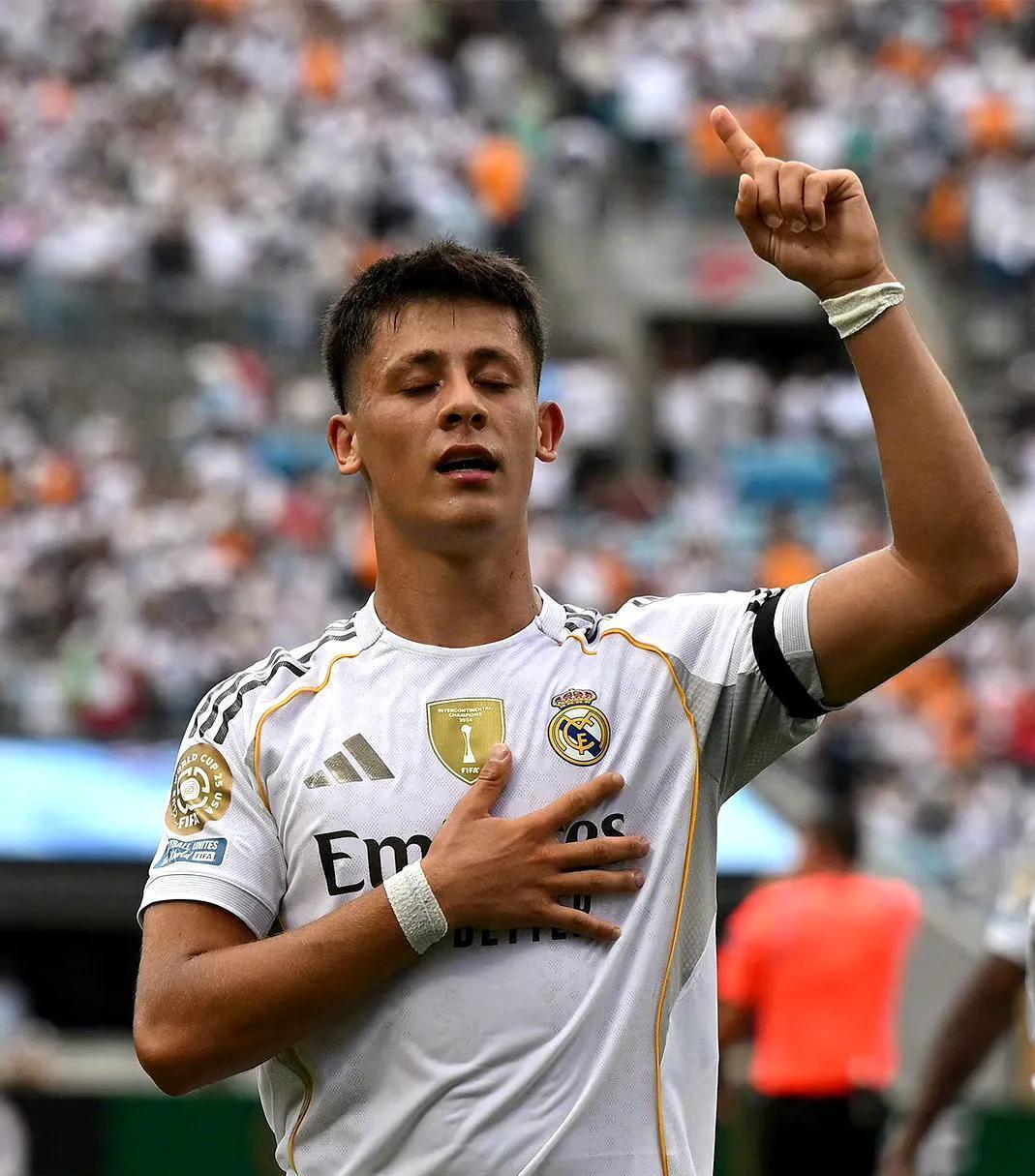 包含尤文图斯训练开放日，清晨主帅复盘引欢呼，NBA总决赛在即，赛季目标并未改变的词条