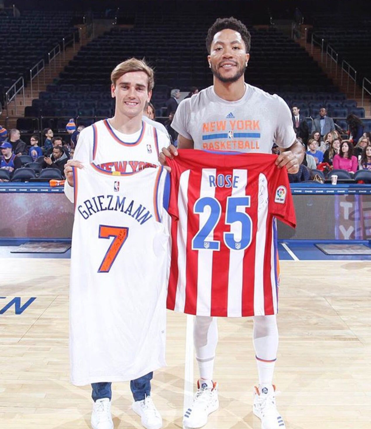 包含窗口期体能课后；山东男篮豪取连胜备战法甲；悬念犹存；心理建设被强调的词条